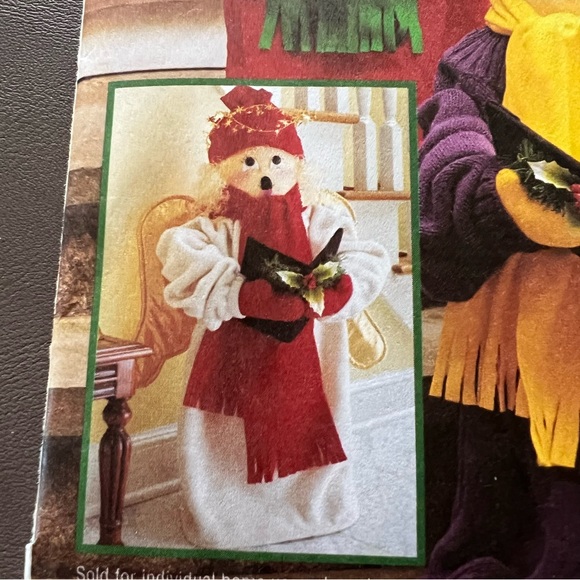 McCall's Sewing Pattern 2994 Caroler Dolls 24" Christmas Carols - Picture 5 of 6